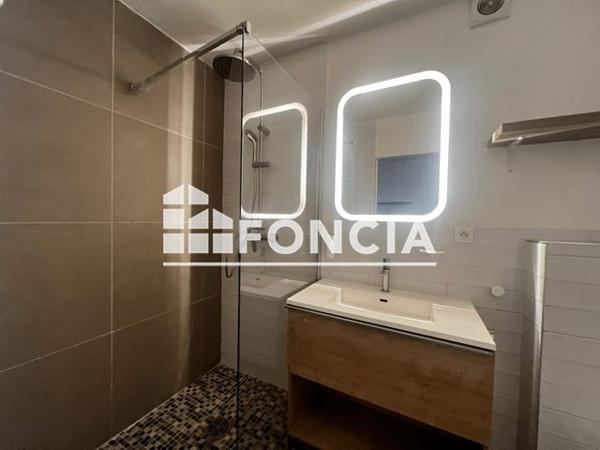 Location Studio 41.03 m² - LE 5 PIERRES Cannes 06400