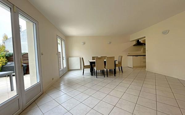 Maison à vendre    6 pièces • 139 m2 Bures-sur-Yvette