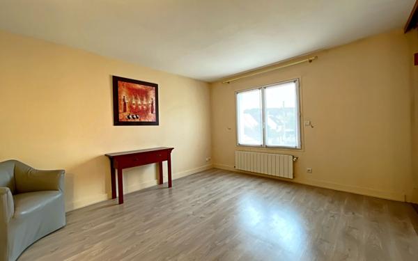 Maison à vendre    6 pièces • 139 m2 Bures-sur-Yvette