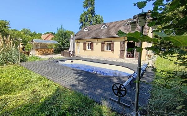 Maison à vendre    5 pièces •  La Cour-Marigny