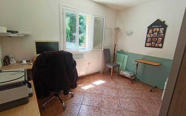 Maison à vendre    5 pièces •  La Cour-Marigny