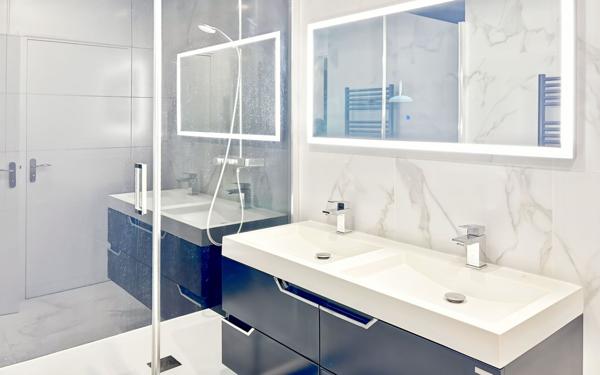 Appartement à vendre    3 pièces • 76,70 m2 Versailles