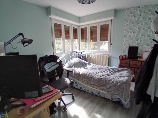 Maison de village 6 pièce(s) 5 chambre(s) 125 m²