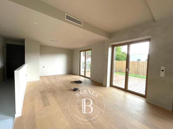 Sèvres, Villa 5 Chambres -  143 m² à vendre
