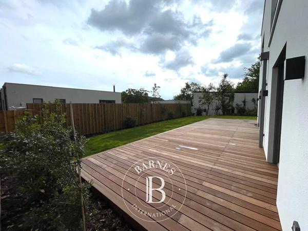 Sèvres, Villa 5 Chambres -  143 m² à vendre