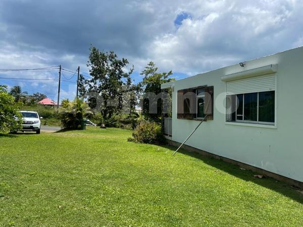 Maison traditionnelle  125m 2 SAINTE-ROSE