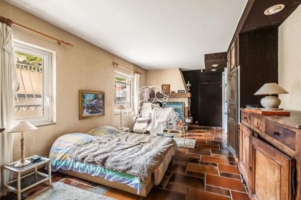MAISON VIENNE – PROCHE CENTRE-VILLE-214m²-PARCELLE 1700m²