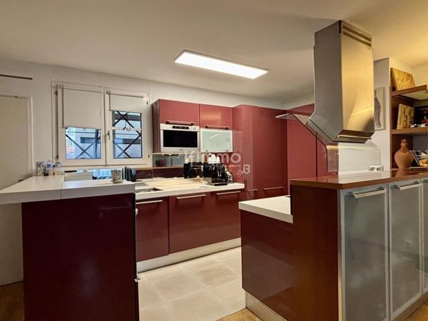 Appartement à vendre 77 m2 cave et parking