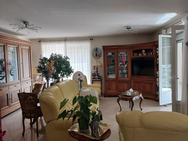 Maison d'architecte Villefranche De Rouergue 8 pièce(s) 200 m2