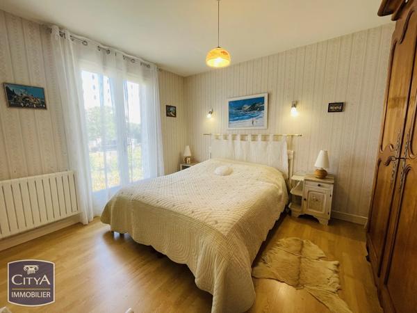 Maison à vendre 7 pièces 210m² Neuvy-Saint-Sépulchre (36230)