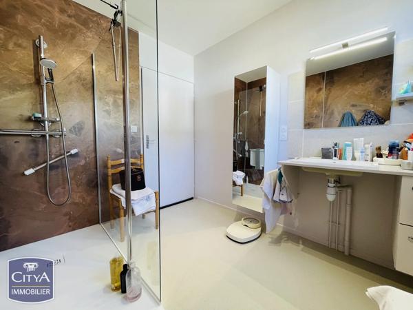 Maison à vendre 7 pièces 210m² Neuvy-Saint-Sépulchre (36230)