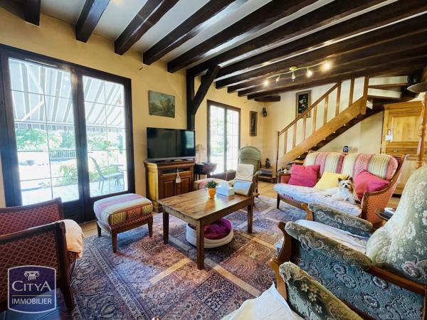 Maison à vendre 7 pièces 210m² Neuvy-Saint-Sépulchre (36230)