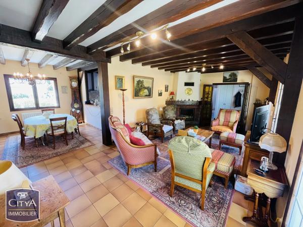 Maison à vendre 7 pièces 210m² Neuvy-Saint-Sépulchre (36230)