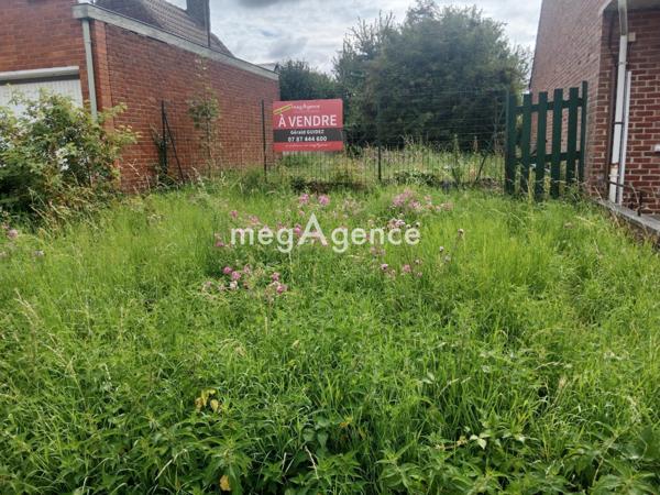 Terrain à NOYELLES-GODAULT, 62950 - 671m²