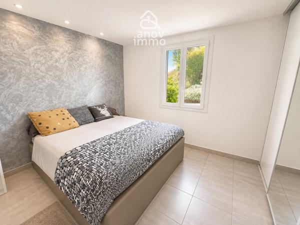 Villa
                                                                                                                                                                                                                                                                                                                        5 pièce(s)                                                                                                                                                                                                          4 chambre(s)                                                                                                                                                                                                          130  m²