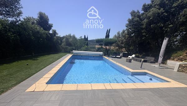 Villa
                                                                                                                                                                                                                                                                                                                        5 pièce(s)                                                                                                                                                                                                          4 chambre(s)                                                                                                                                                                                                          130  m²