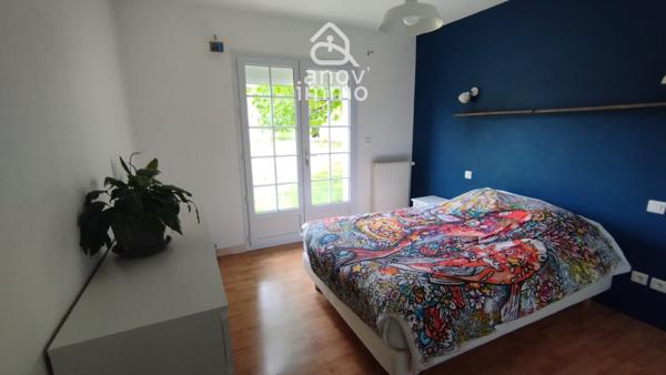 Maison
                                                                                                                                                                                                                                                                                                                        9 pièce(s)                                                                                                                                                                                                          5 chambre(s)                                                                                                                                                                                                          192  m²