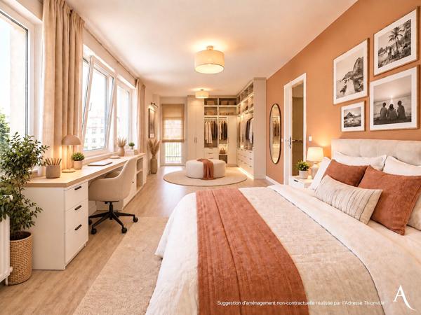 COUP DE COEUR sur ce spacieux T5 avec garage, ascenseur et grand balcon ! Proche centre ville