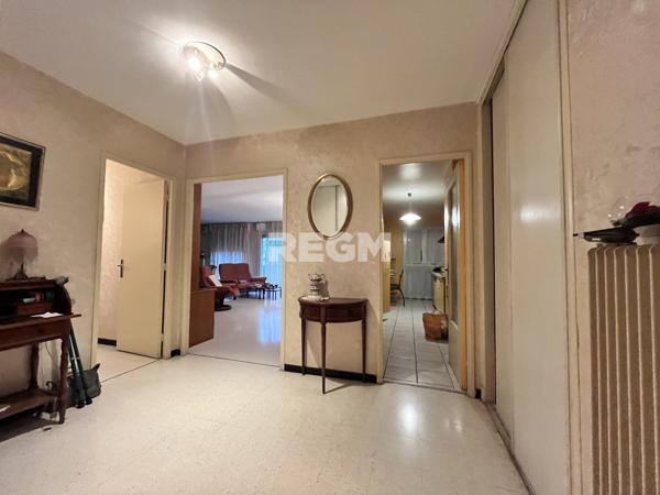 Montpellier (34070) Appartement de type 3 avec garage et parking