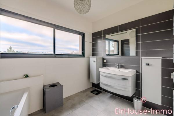 Maison à vendre 6 pièces de 203 m²