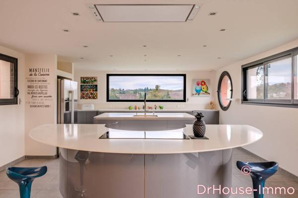 Maison à vendre 6 pièces de 203 m²