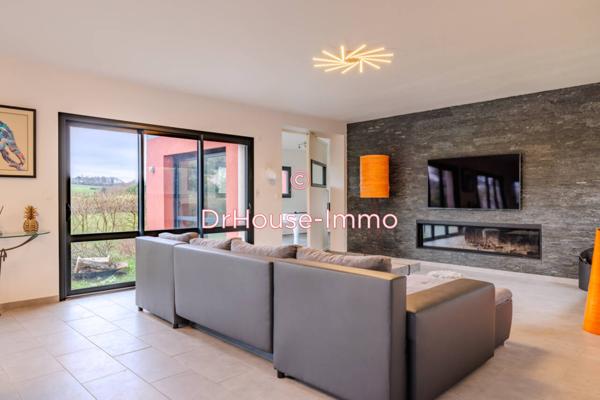 Maison à vendre 6 pièces de 203 m²
