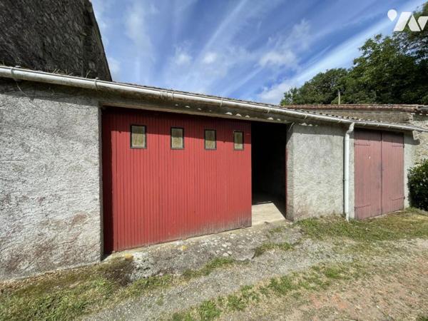 Garage de 35 m² à proximité du bourg