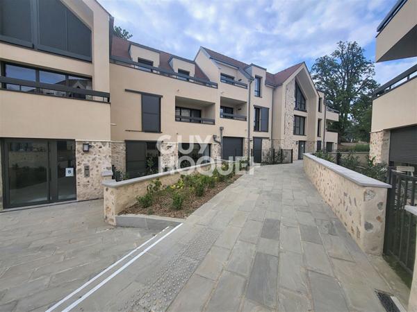 Appartement 2 pièces - 1 parking sous-sol 1 cave