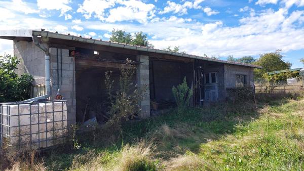 Maison Ambievillers jardin dépendance
