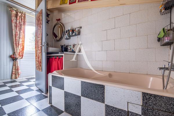 BEAU ET VASTE PAVILLON DE 190 m2