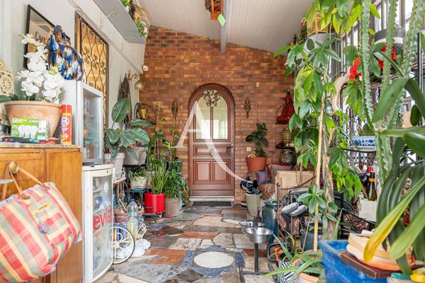 BEAU ET VASTE PAVILLON DE 190 m2