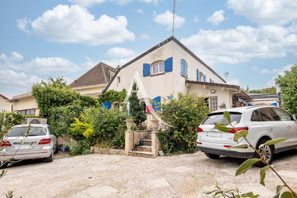 BEAU ET VASTE PAVILLON DE 190 m2