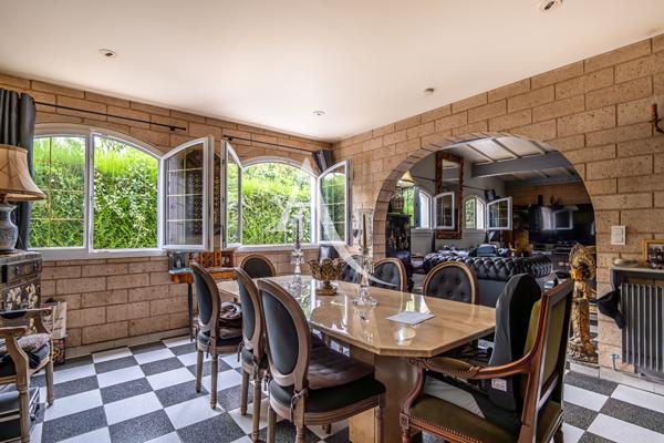 BEAU ET VASTE PAVILLON DE 190 m2