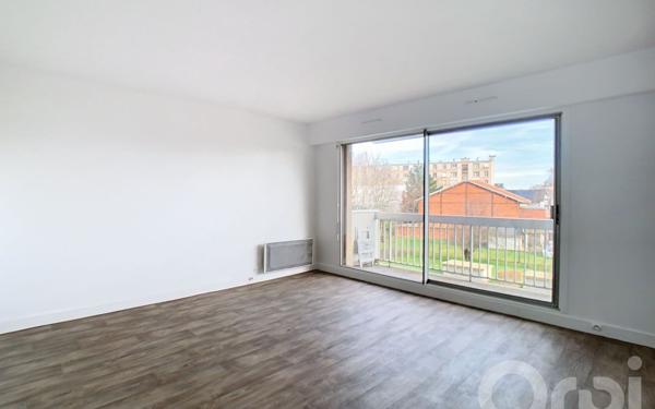 Appartement à louer    1 pièce • 32,93 m2 Maisons-Alfort