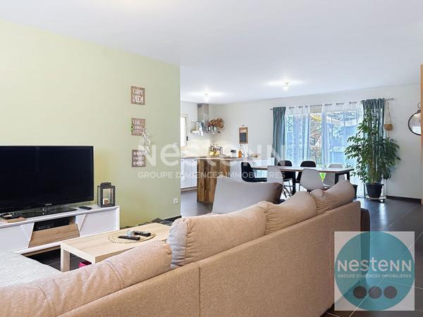 Maison récente 2021 à Muides-sur-Loire, 99 m², 3 chambres, grand séjour lumineux, terrain 1 041 m², garage. À découvrir vite !