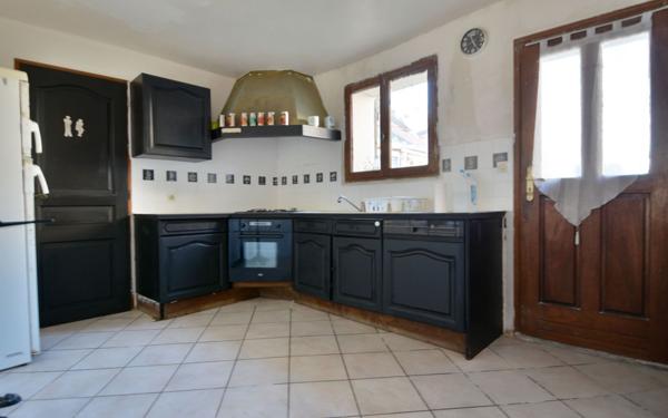 Maison à vendre    3 pièces •  Condé-Sainte-Libiaire