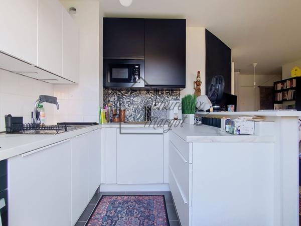 Appartement
         2 pièces
        - 45 m² Exclusivité 149 000 € *