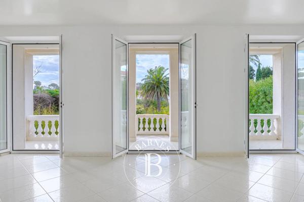 Sanary-sur-Mer, Maison 4 Chambres -  174 m² à vendre