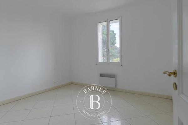 Sanary-sur-Mer, Maison 4 Chambres -  174 m² à vendre
