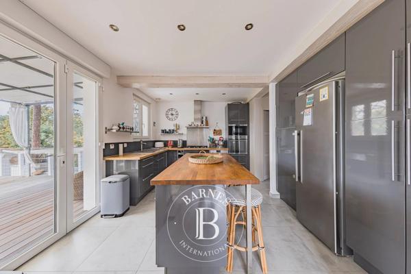 Arcachon, Maison 5 Chambres -  220 m² à vendre