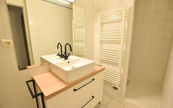 Appartement à vendre    5 pièces • 159,77 m2 Tassin-la-Demi-Lune