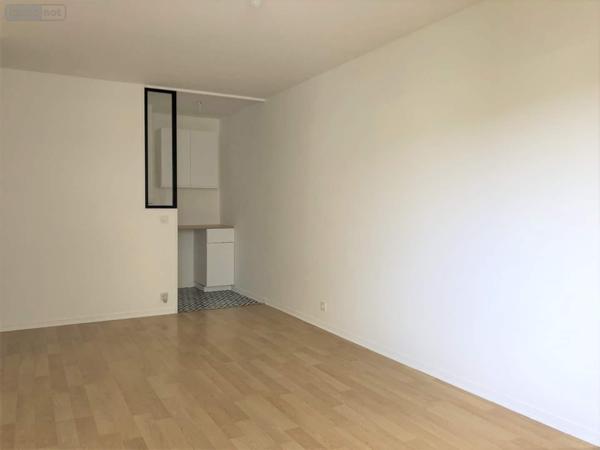 Appartement à louer à Rennes en Ille-et-Vilaine (35000), ref : 150/1905   
RENNES-VELODROME/ST HELIER