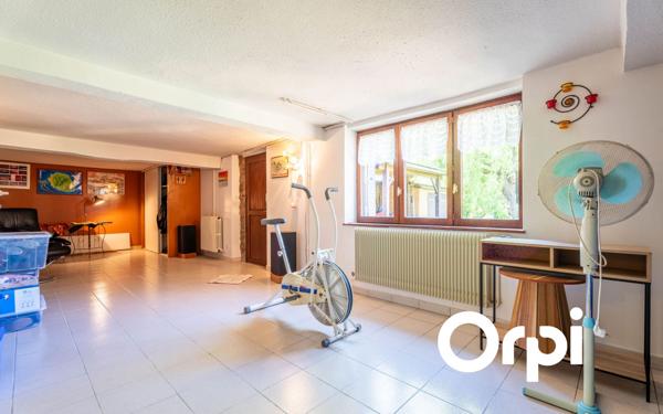 Maison à vendre    6 pièces •  Châtillon