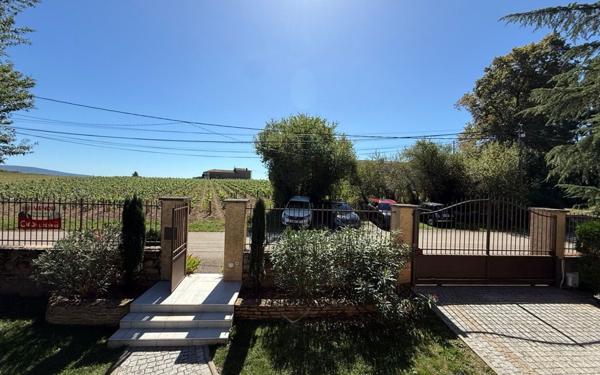 Maison à vendre    6 pièces •  Châtillon