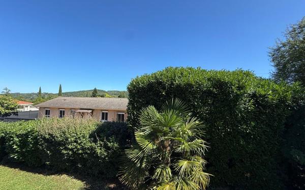 Maison à vendre    6 pièces •  Châtillon