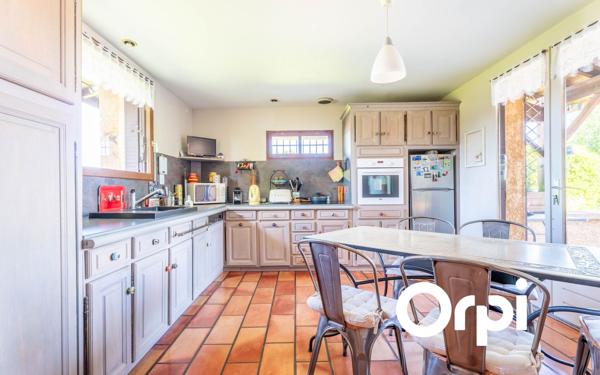 Maison à vendre    6 pièces •  Châtillon