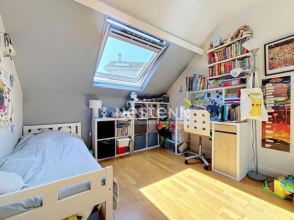 MEUDON À LA LIMITE D'ISSY LES MOULINEAUX - Maison 6 pièces avec terrasse et garage
