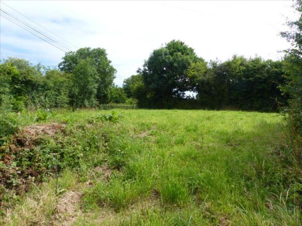 SAINT SYMPHORIEN LE VALOIS