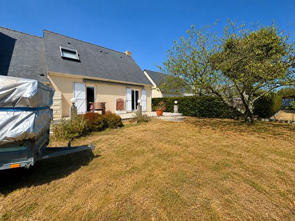 Maison Coueron 5 pièces + garage au calme