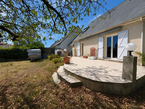 Maison Coueron 5 pièces + garage au calme